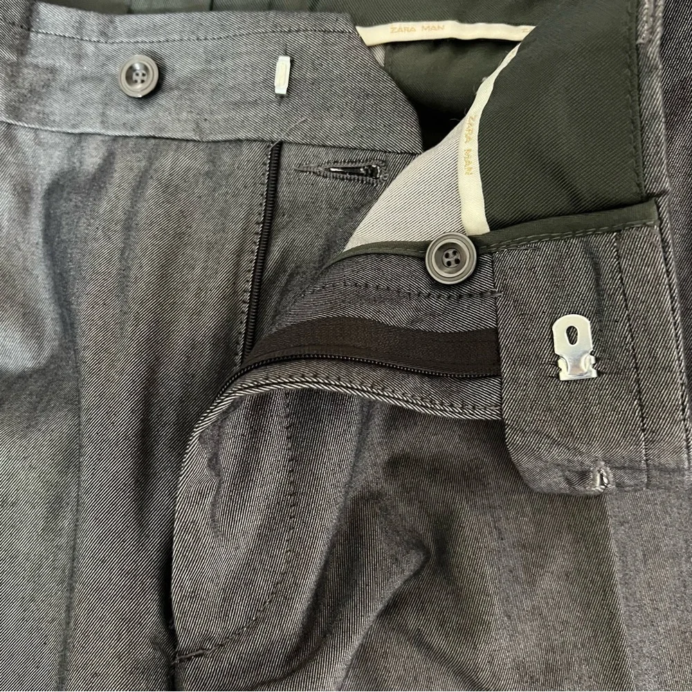 Zara Man Dress Pants Slacks Deluxe Sz 38 Dark Gray Suit Separate Flat Front NEW